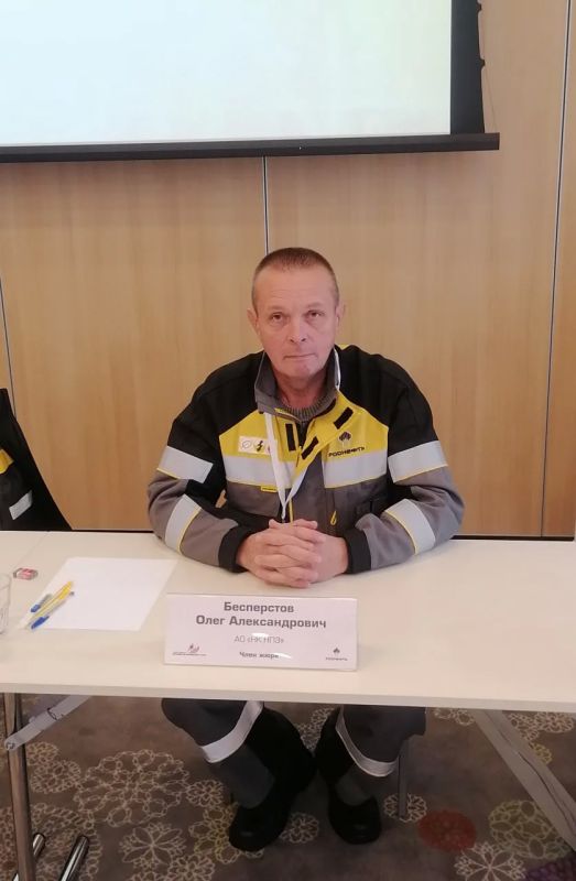 Новокуйбышевские нефтепереработчики награждены в честь профессионального праздника Министерством энергетики РФ. Чем заводчане заслужили медали «За заслуги в развитии ТЭК II степени», читайте здесь Новокуйбышевские нефтепереработчики награждены в честь профессионального праздника Министерством энергетики РФ. Чем заводчане заслужили медали «За заслуги в развитии ТЭК II степени», читайте здесь
