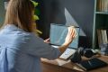 Как эффективно и безопасно очистить ваши гаджеты: простые советы