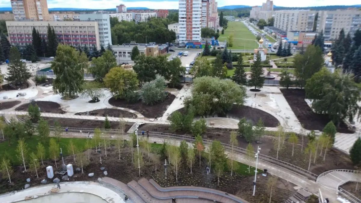 В Тольятти продолжается масштабное преображение Центральной площади В Тольятти продолжается масштабное преображение Центральной площади