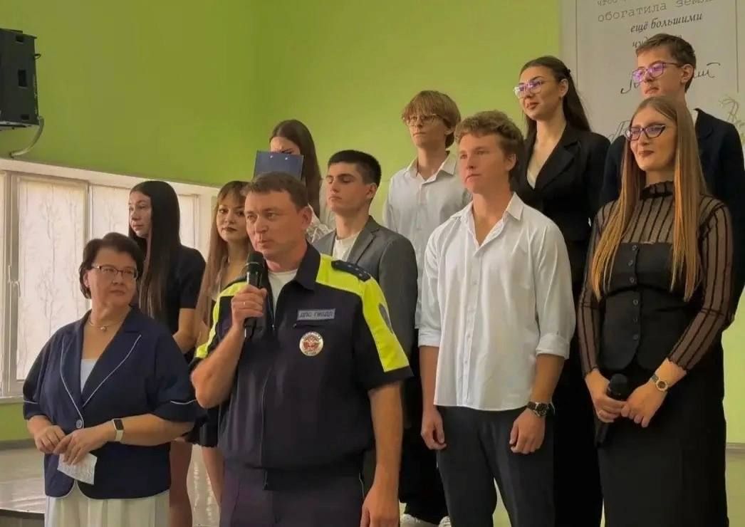 В День знаний – в каждую школу! В День знаний – в каждую школу!