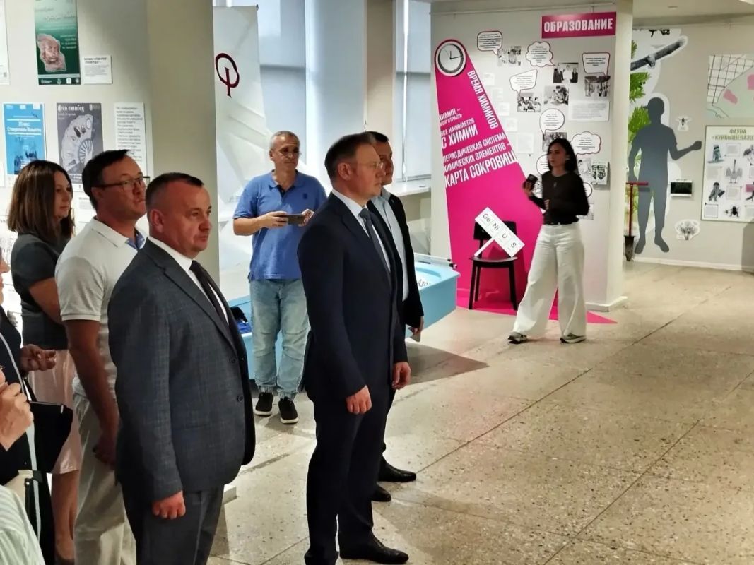 «6:0 в пользу людей». В Тольяттинском краеведческом музее открылась выставка, приуроченная к 60-летию предприятия «КуйбышевАзот» «6:0 в пользу людей». В Тольяттинском краеведческом музее открылась выставка, приуроченная к 60-летию предприятия «КуйбышевАзот»