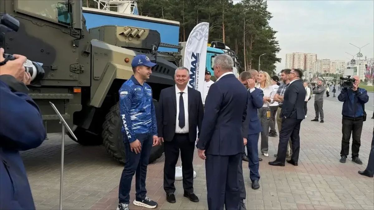 В Татарстане стартовал Всероссийский конкурс профессионального мастерства «Лучший водитель грузовика» В Татарстане стартовал Всероссийский конкурс профессионального мастерства «Лучший водитель грузовика»