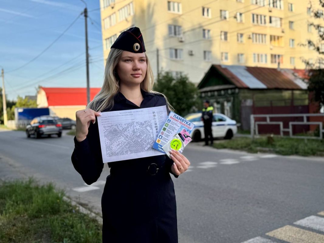 В Сызрани прошла акция «Безопасный переход»: дорога в школу должна быть безопасной! В Сызрани прошла акция «Безопасный переход»: дорога в школу должна быть безопасной!