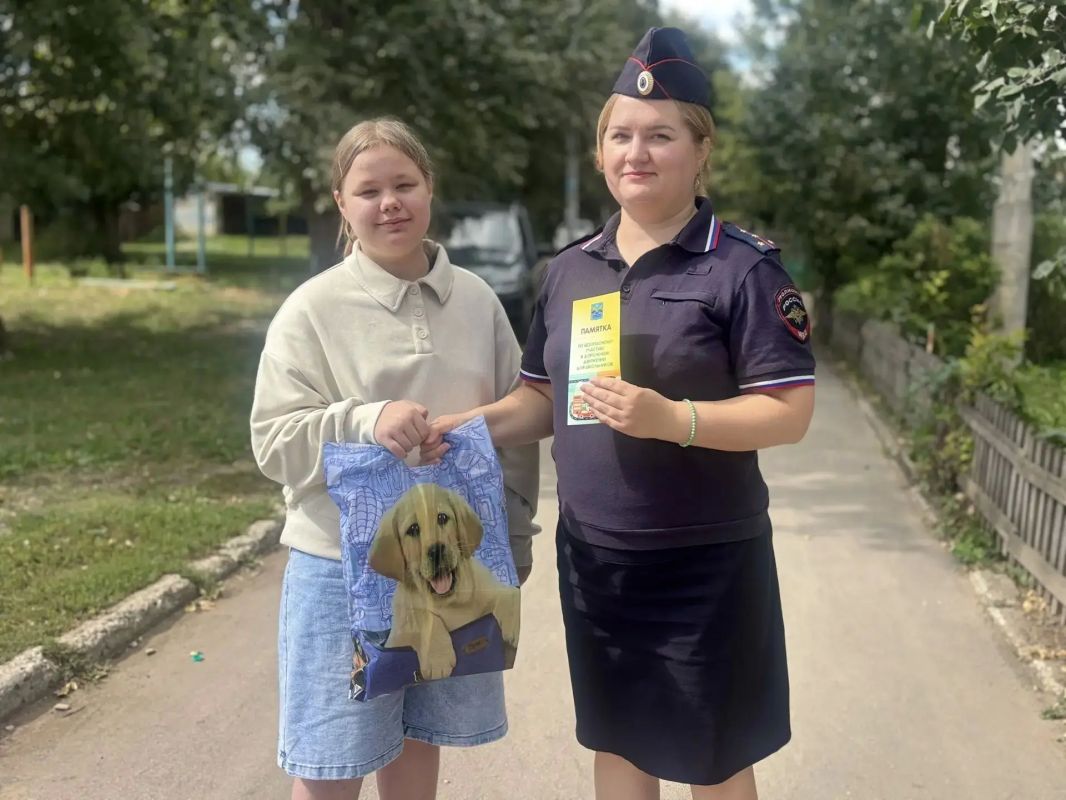 В Самарской области продолжается Всероссийская благотворительная акция МВД «Помоги пойти учиться» В Самарской области продолжается Всероссийская благотворительная акция МВД «Помоги пойти учиться»