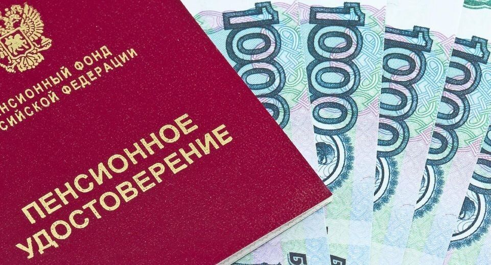 Пенсии работающих пенсионеров выросли на 12,85%: новые данные от экономистов