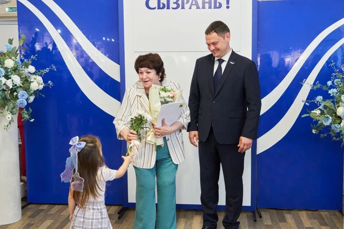 Городская Доска почёта пополнилась новыми именами Городская Доска почёта пополнилась новыми именами