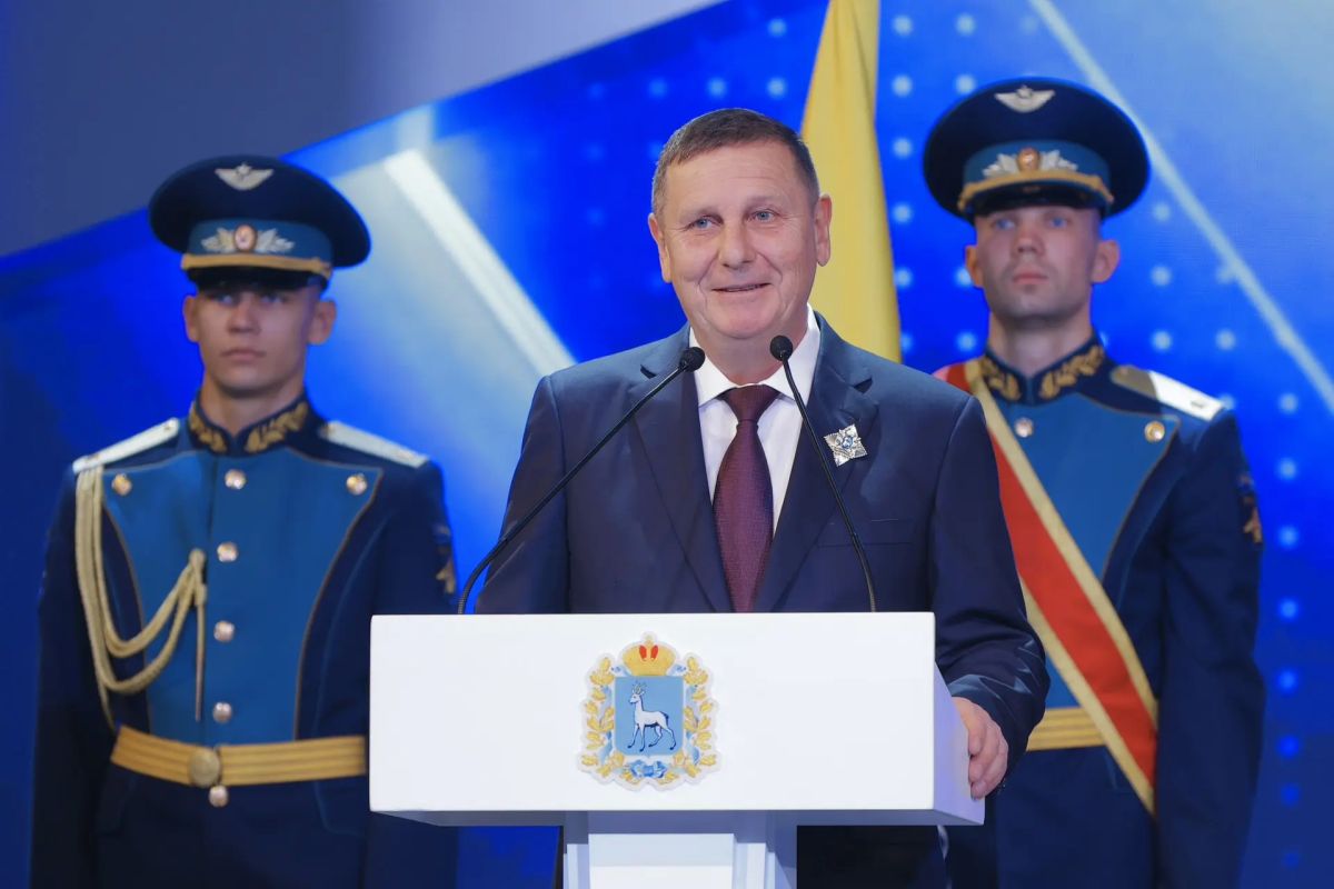 Вячеслав Федорищев: «ТЯЖМАШ» – 85 лет. . Сегодня в зале Сызранского театра имени А. Н. Толстого – несколько поколений машиностроителей Вячеслав Федорищев: «ТЯЖМАШ» – 85 лет. . Сегодня в зале Сызранского театра имени А. Н. Толстого – несколько поколений машиностроителей