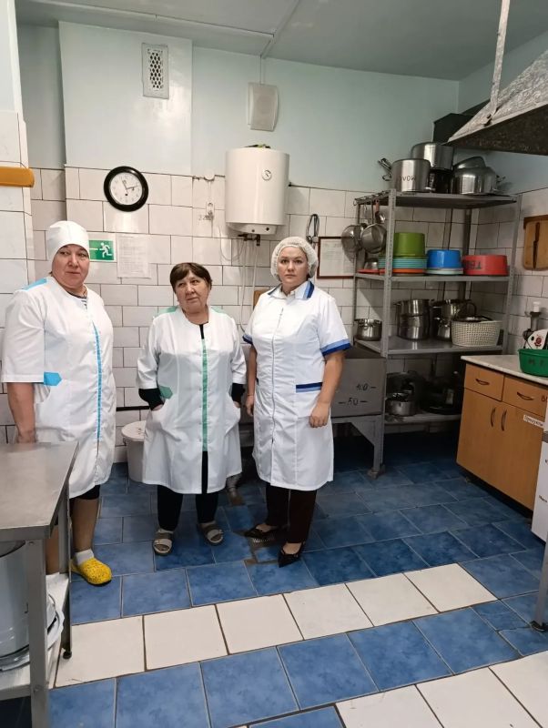 Профвизита не боюсь, профилактике учусь! Заместителем начальника территориального отдела в г. Чапаевске Ефремовой Е. М и главным специалистом экспертом территориального отдела Моргачевой Е. А...