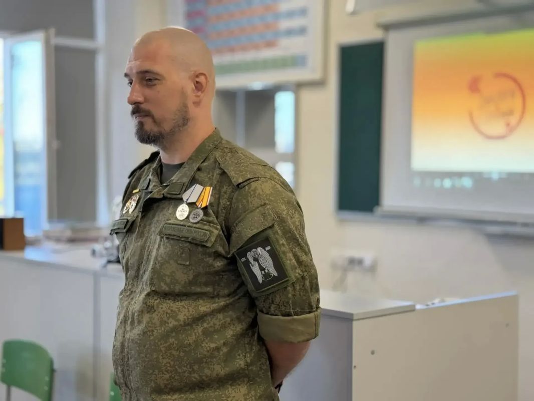 В школе села Яблоновый Овраг состоялся урок мужества В школе села Яблоновый Овраг состоялся урок мужества