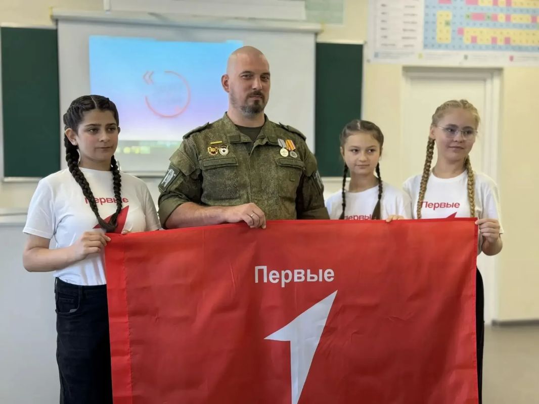В школе села Яблоновый Овраг состоялся урок мужества В школе села Яблоновый Овраг состоялся урок мужества