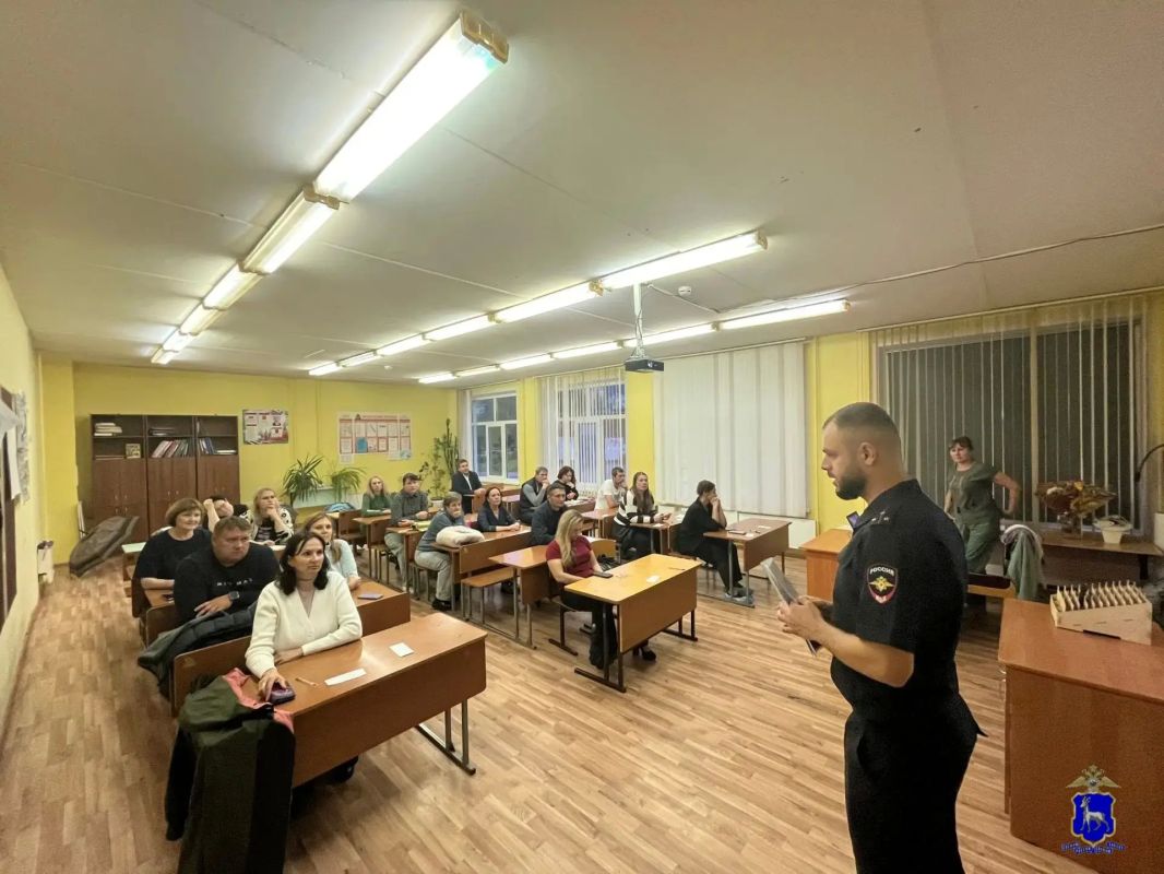 В Самарской области полицейские напомнили детям и родителям о правилах дорожной безопасности