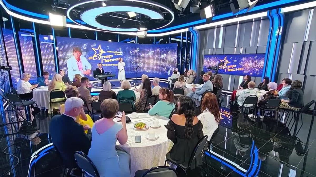 «Супер Песни»: юбилейный огонёк – 30 лет творческой деятельности самарского певца и композитора Евгения Разина