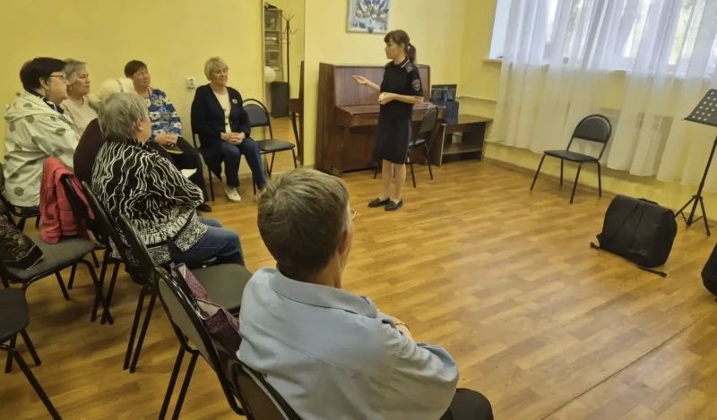 В Самарской области полицейские провели профилактическую встречу с пожилыми людьми