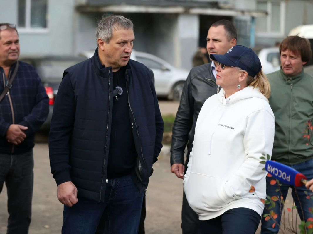 Иван Носков: Завершается приемка работ по благоустройству 40 дворов по программе «Народный бюджет Самарской области» Иван Носков: Завершается приемка работ по благоустройству 40 дворов по программе «Народный бюджет Самарской области»
