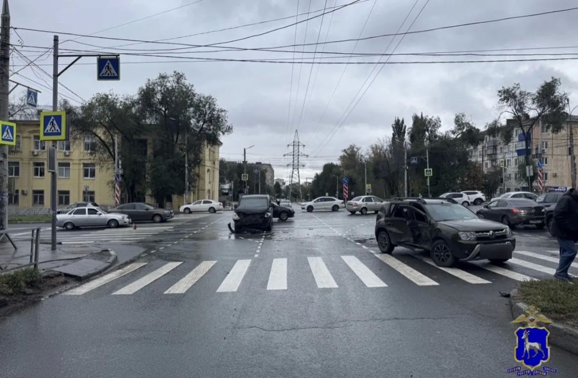 4 октября на территории Самарской области зарегистрировано 5 дорожно-транспортных происшествий, в которых пострадали 6 человек 4 октября на территории Самарской области зарегистрировано 5 дорожно-транспортных происшествий, в которых пострадали 6 человек