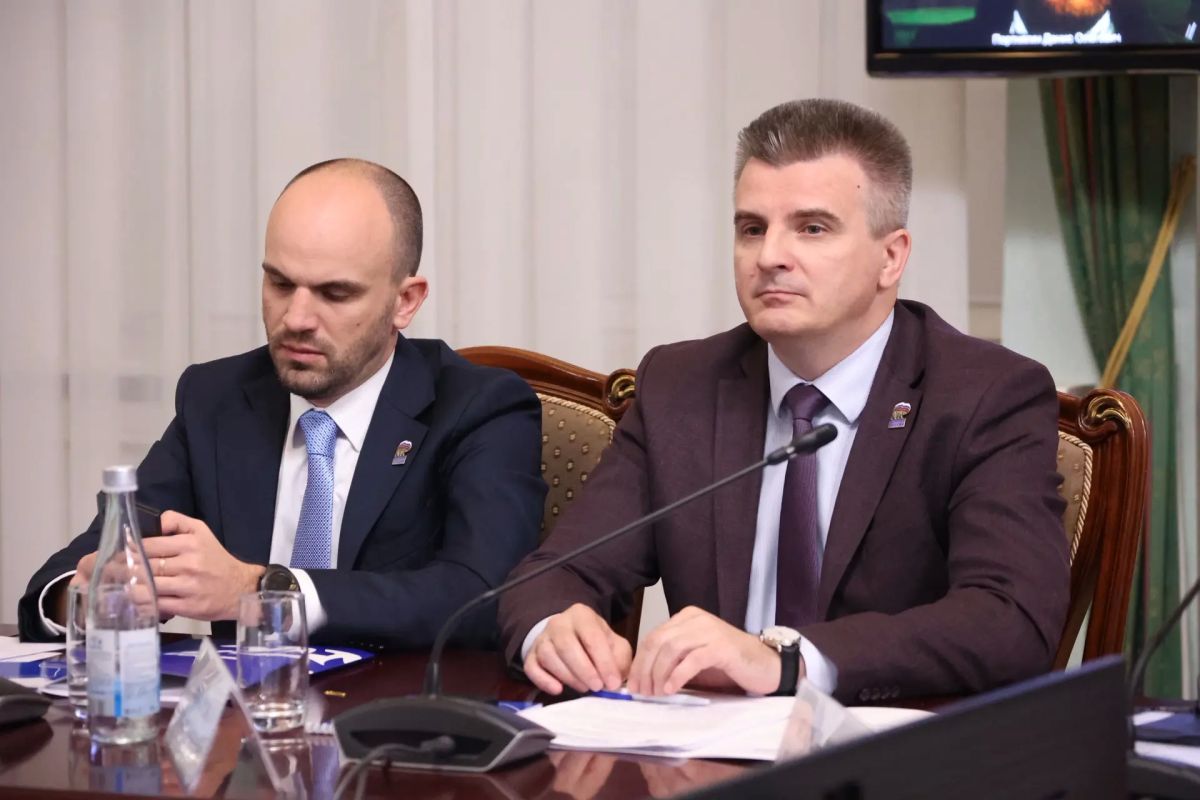 Вячеслав Федорищев: Провели расширенное заседание Президиума регионального политсовета партии «Единая Россия» Вячеслав Федорищев: Провели расширенное заседание Президиума регионального политсовета партии «Единая Россия»