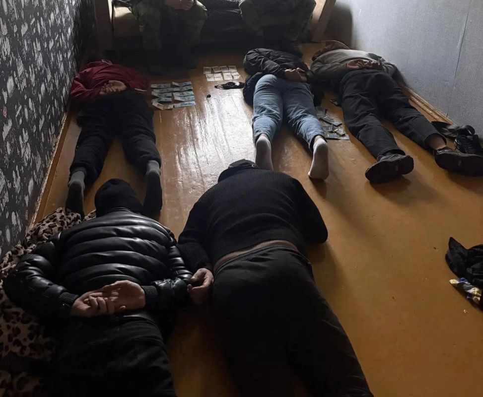 В Самарской области при силовой поддержке СОБР «Омега» Росгвардии задержаны подозреваемые в разбойном нападении на пенсионеров В Самарской области при силовой поддержке СОБР «Омега» Росгвардии задержаны подозреваемые в разбойном нападении на пенсионеров