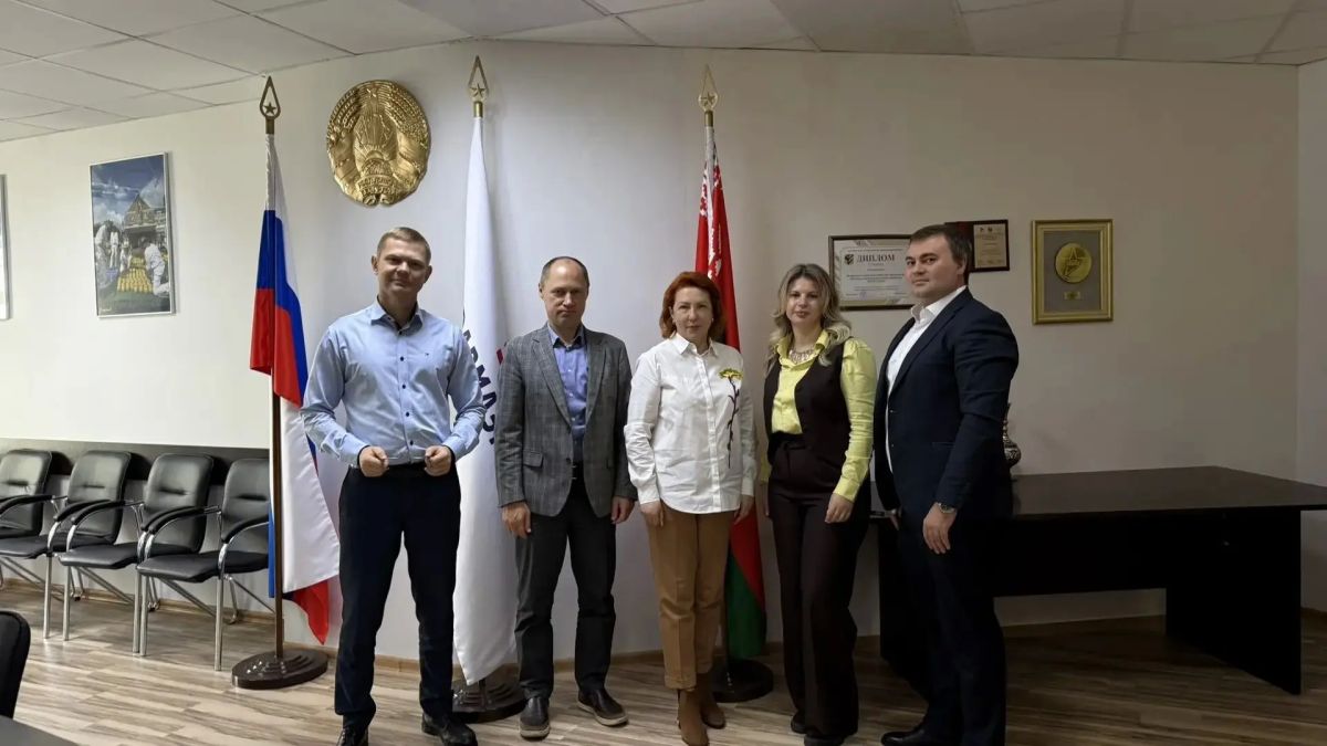 Результативно отработали с командой региона на выставке «ИННОПРОМ Результативно отработали с командой региона на выставке «ИННОПРОМ