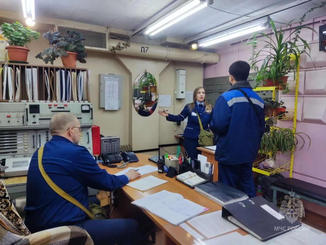 В Самаре прошел второй этап командно-штабной тренировки по гражданской обороне В Самаре прошел второй этап командно-штабной тренировки по гражданской обороне