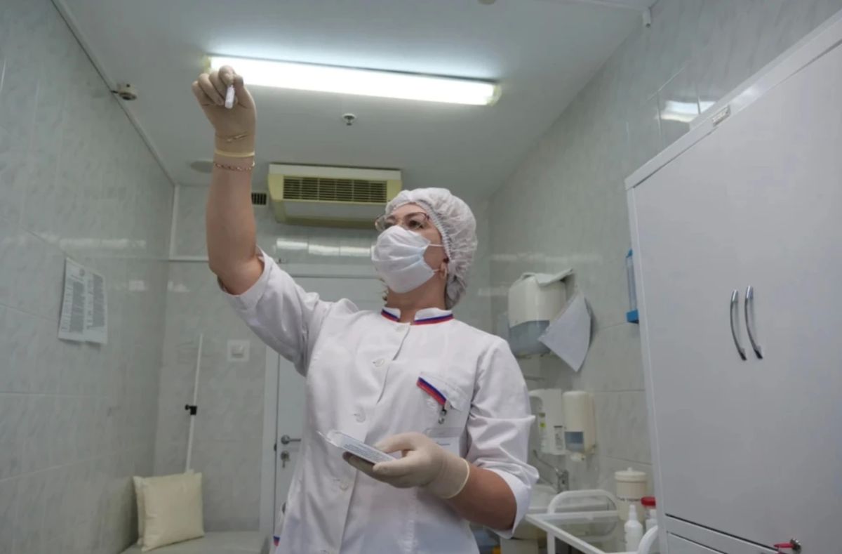 Тольяттинские химики ведут с вирусом гриппа борьбу на опережение