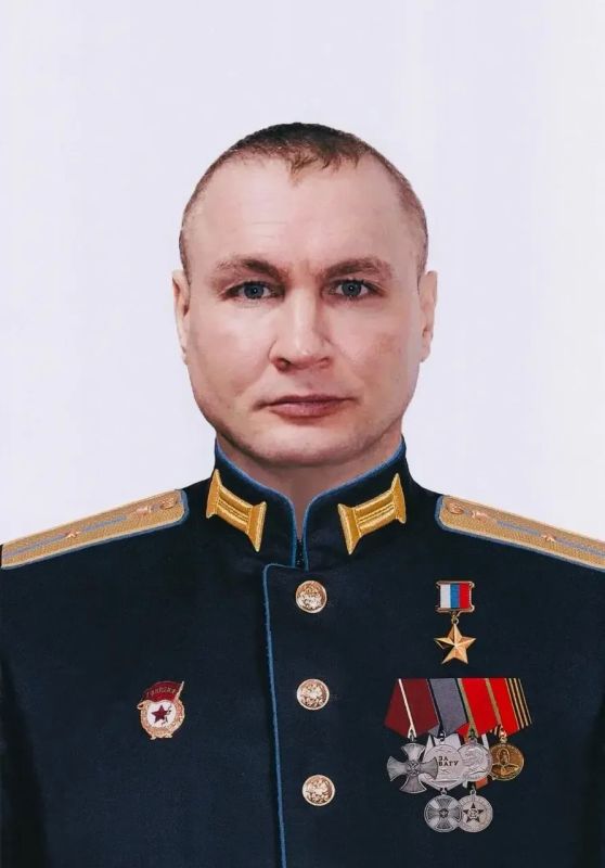 Вячеслав Федорищев: Сегодня передал государственную награду семье младшего лейтенанта Алексея Акифьева, погибшего при исполнении воинского долга в ходе СВО Вячеслав Федорищев: Сегодня передал государственную награду семье младшего лейтенанта Алексея Акифьева, погибшего при исполнении воинского долга в ходе СВО