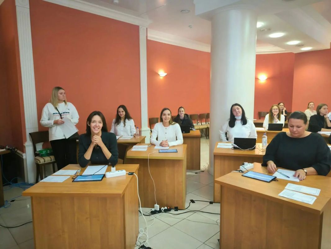 В Самаре состоялся региональный судейский семинар по художественной гимнастике