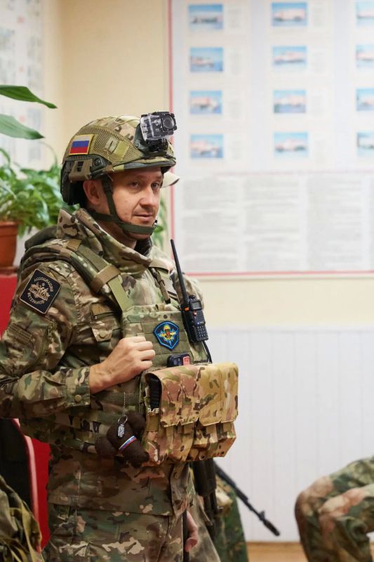 Территория мужества: в Сызрани прошли семейные юнармейские игры Территория мужества: в Сызрани прошли семейные юнармейские игры