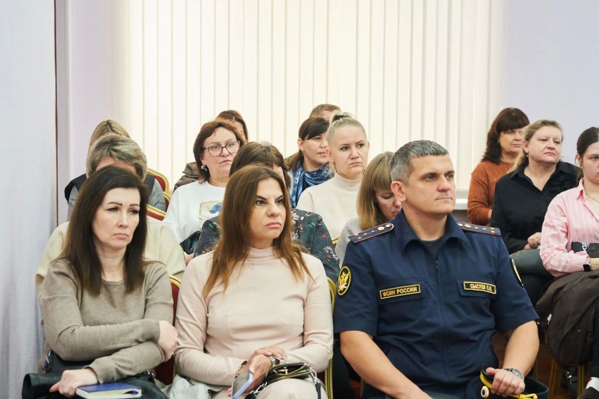 В городской администрации прошло заседание штаба по работе с семьями военнослужащих, принимающих участие в специальной военной операции, под председательством врип главы города Андрея Советкина В городской администрации прошло заседание штаба по работе с семьями военнослужащих, принимающих участие в специальной военной операции, под председательством врип главы города Андрея Советкина