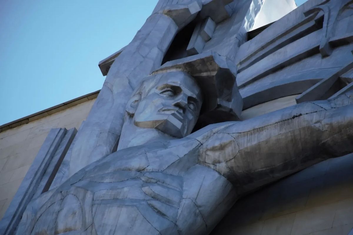 Благоустройство в Тольятти: успеваем до холодов! Благоустройство в Тольятти: успеваем до холодов!