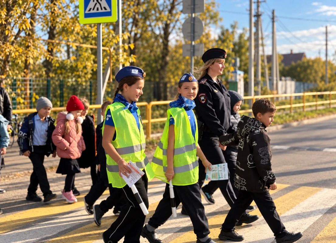 Первоклассникам напомнили о дорожных ловушках Первоклассникам напомнили о дорожных ловушках