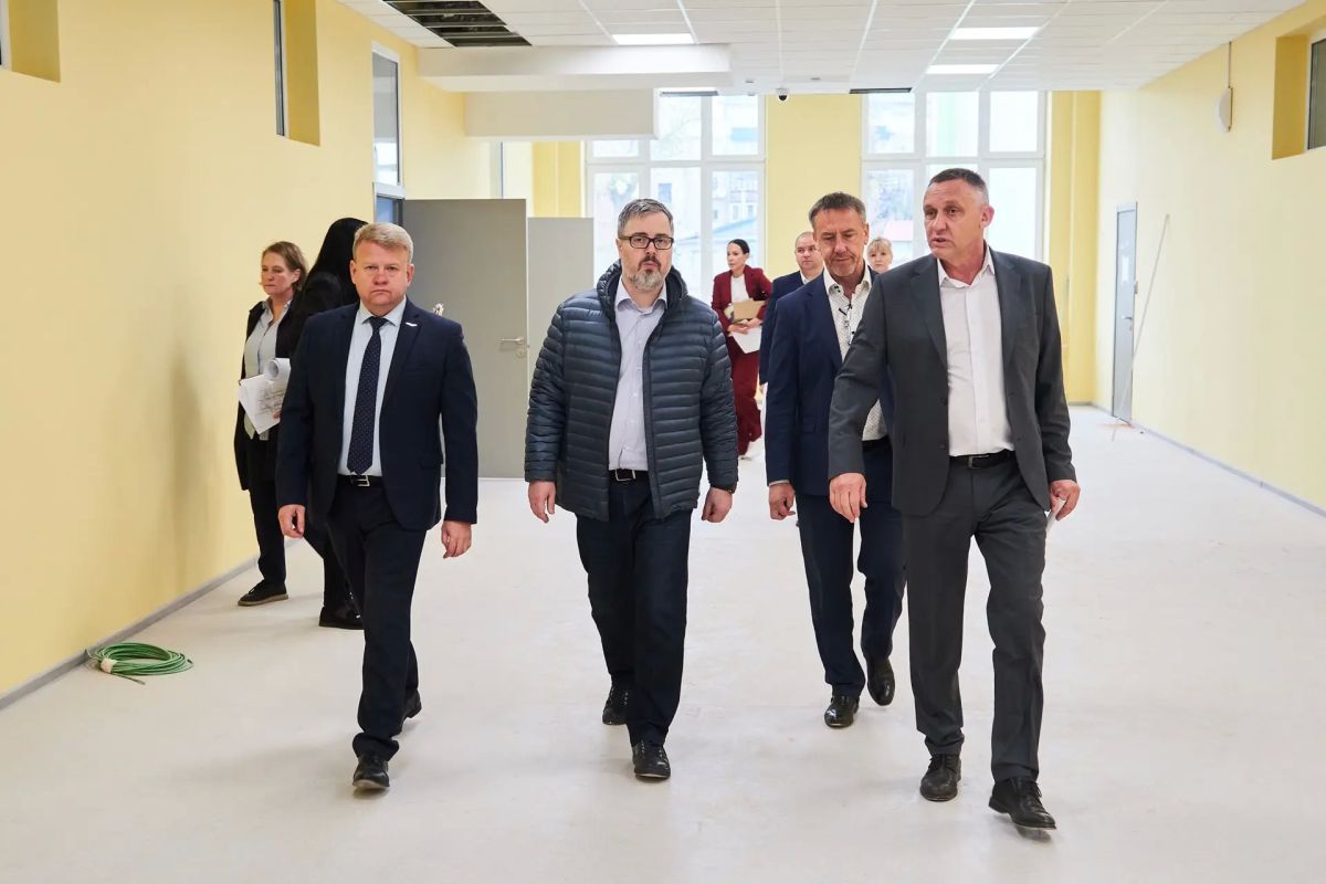 Сызрань с рабочим визитом посетил заместитель председателя правительства Самарской области Алексей Тихомиров Сызрань с рабочим визитом посетил заместитель председателя правительства Самарской области Алексей Тихомиров