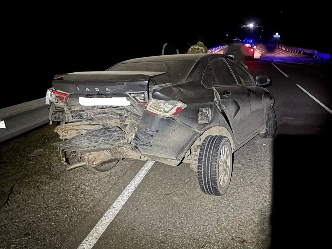 В столкновении двух Lada Vesta в Самарской области пострадали три человека В столкновении двух Lada Vesta в Самарской области пострадали три человека