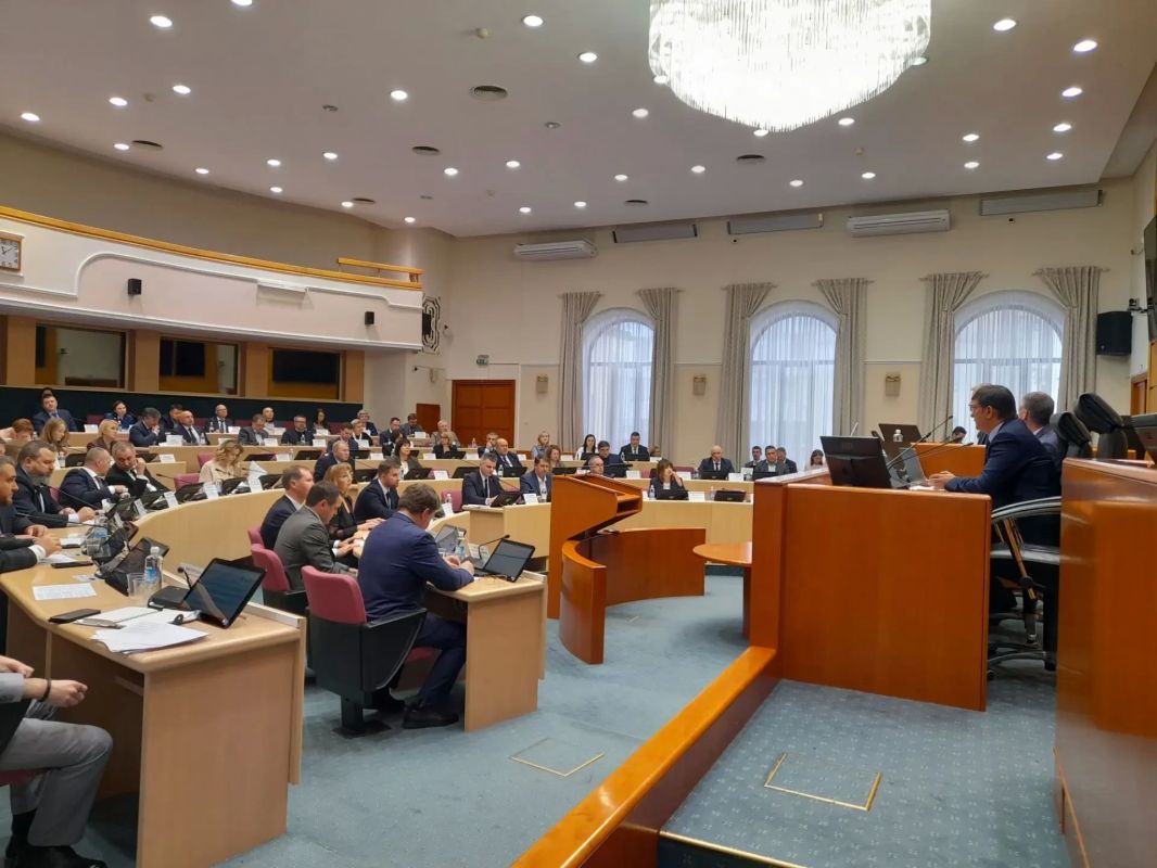 После внесенных корректировок в бюджете на 2026 год удалось снизить дефицит на 15 млрд по сравнению с прошлым годом