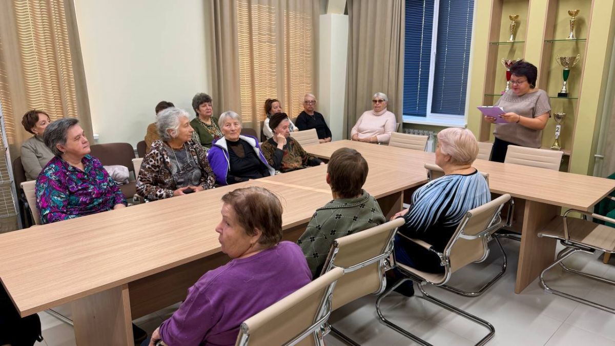 Профилактические мероприятия во Дворце ветеранов: «Школа безопасности для пенсионеров» Профилактические мероприятия во Дворце ветеранов: «Школа безопасности для пенсионеров»