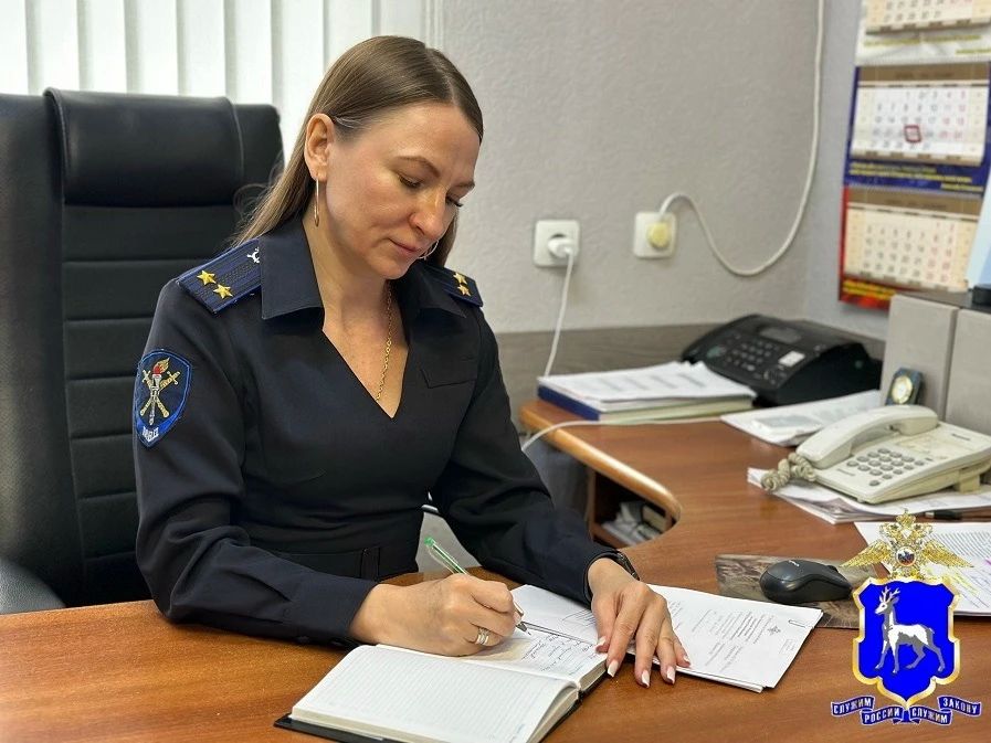 В Новокуйбышевске полицейские задержали курьера мошенников