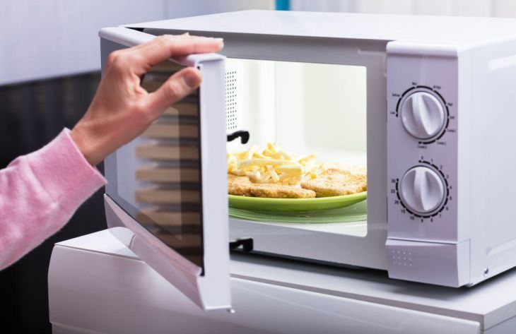 Учимся правильно разогревать еду, чтобы она получилась вкусной