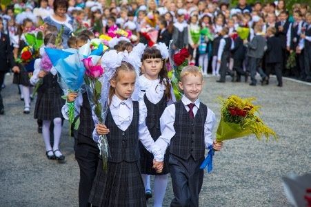 Госдума предлагает помощь родителям: ежегодная выплата к началу учебного года