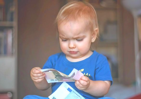 Пособия для родителей: что ждать в 2025 году