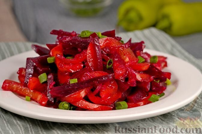 Салаты: яркие и простые рецепты, которые поднимут настроение