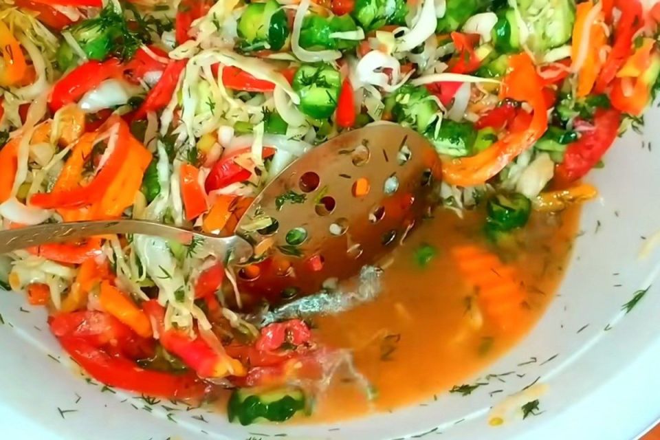 Салат по-генеральски: традиционный рецепт из бабушкиного сундука