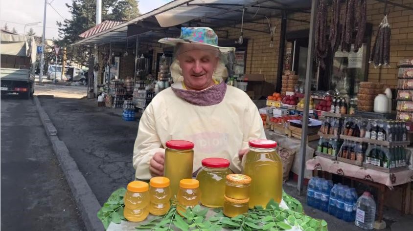 Не дайте себя обмануть: как распознать подделку меда за минуту