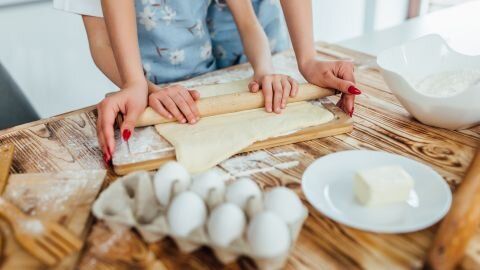 Как избежать распространённых ошибок при замешивании теста: советы для выпечки