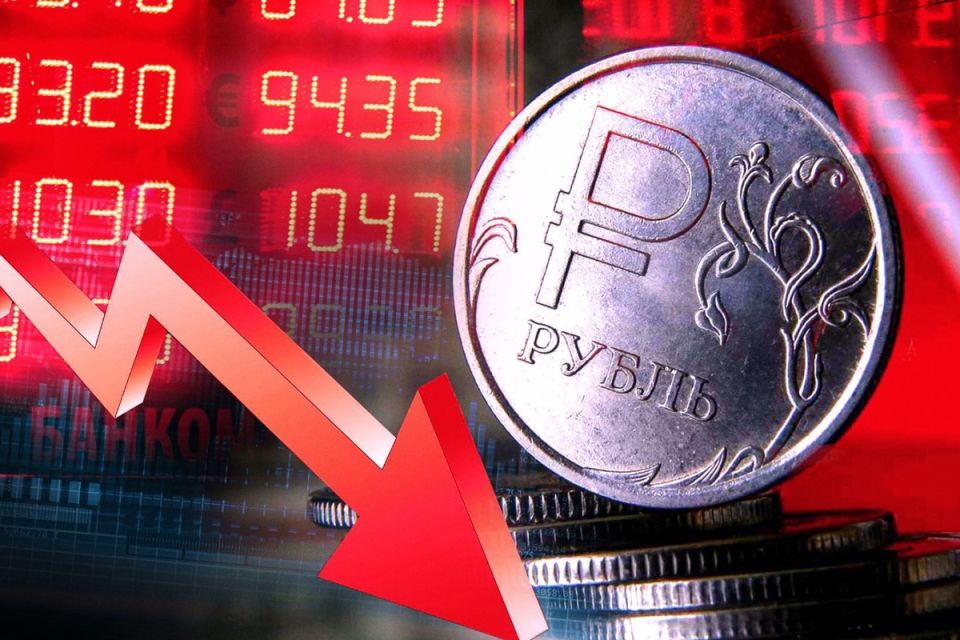 Девальвация рубля: что нас ждет в 2025 году?