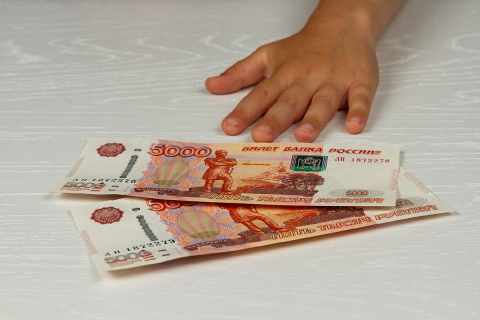 Пенсии для детей, лишившихся родителей