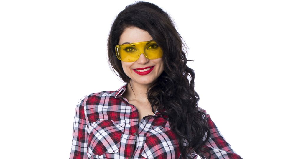 Какие очки предпочтительнее для водителей, объяснила врач-офтальмолог