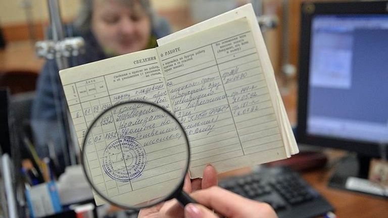 Как взыскать убытки за неполученную пенсию: история одного работающего пенсионера