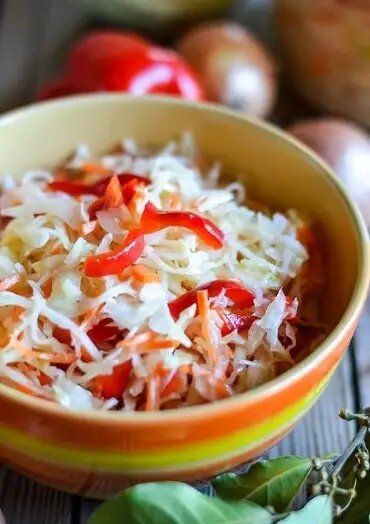Квашеная капуста с болгарским перцем: вкусно, просто и сытно
