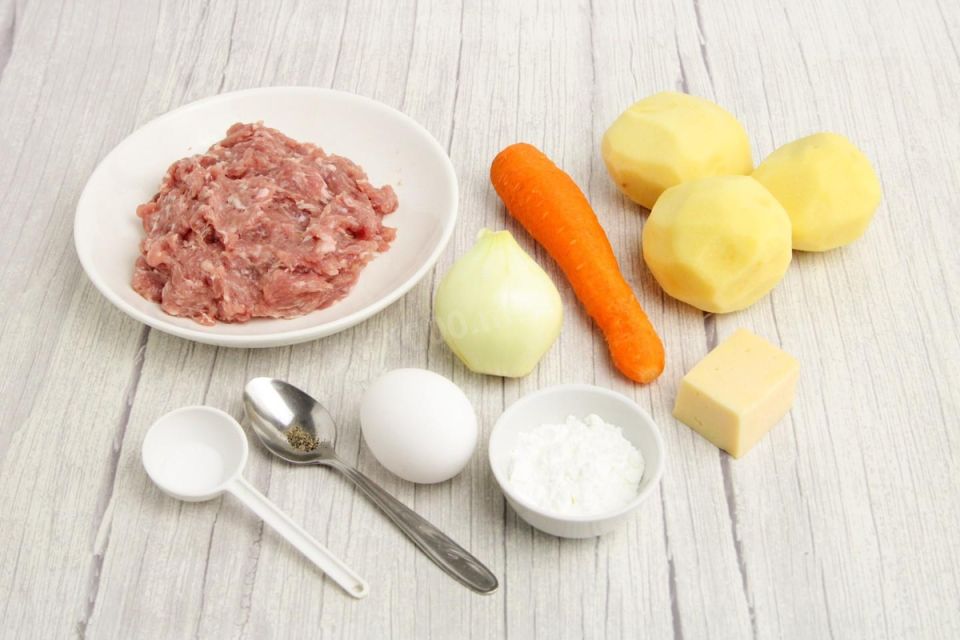 Семейный уют на ужин: картофельные колдуны с фаршем, запеченные в духовке