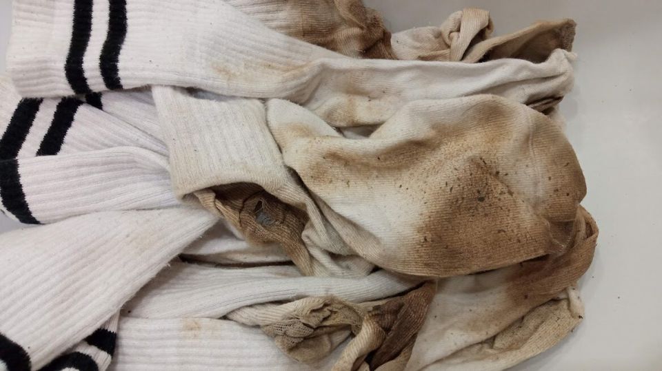 Как вернуть белоснежный вид носкам: секреты, которые сработают