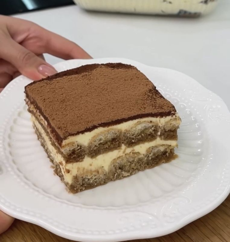 Тирамису за 15 минут: простой и вкусный рецепт для сладкоежек
